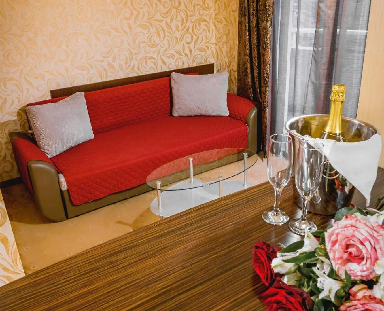 Eleganza Family Hotel - Free Parking Sofia