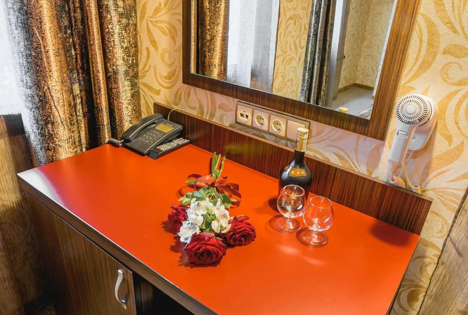 Eleganza Family Hotel - Free Parking Σόφια