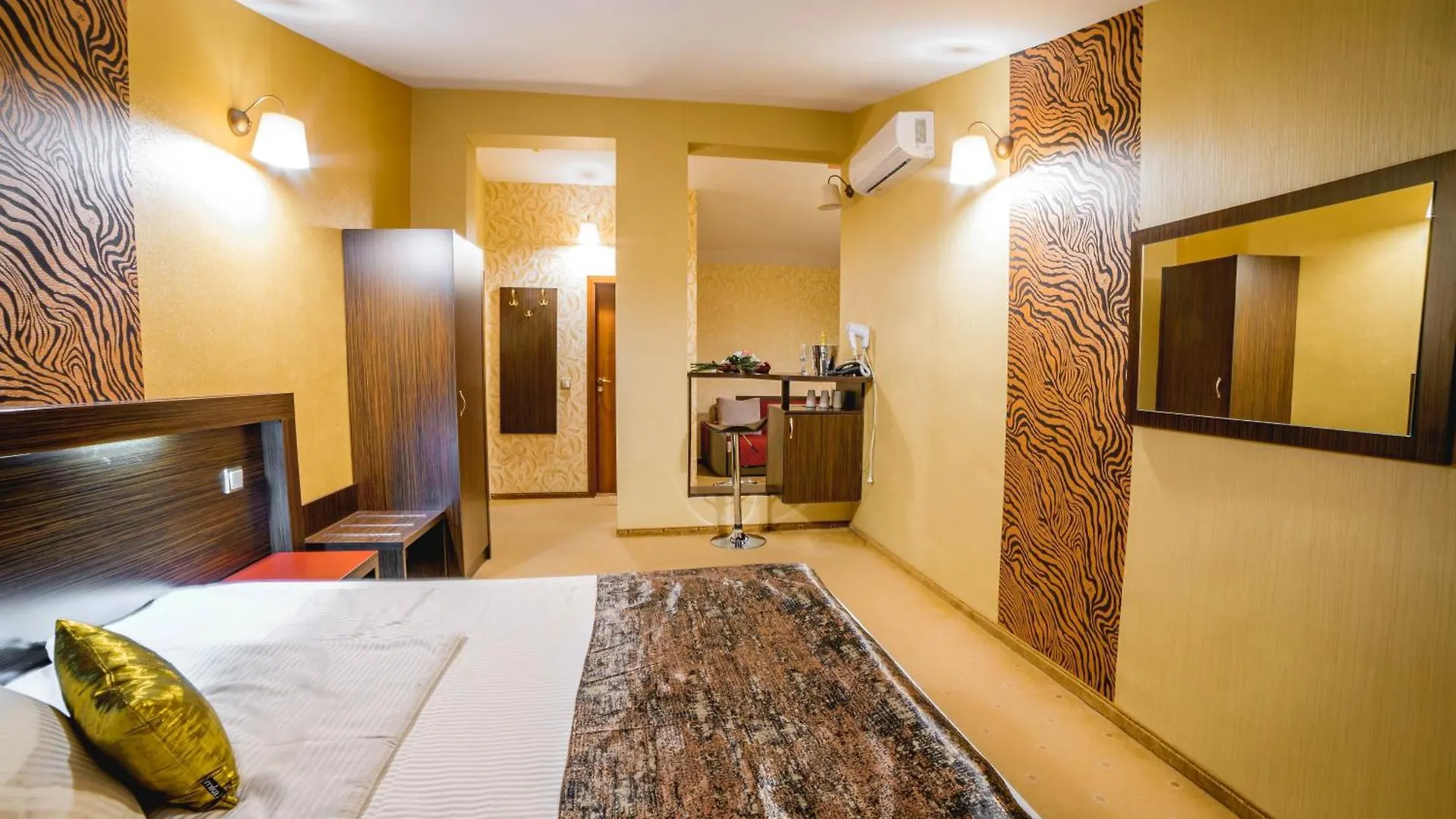**  Eleganza Family Hotel - Free Parking Sofia Bułgaria